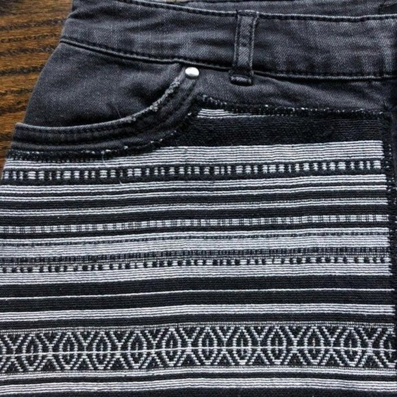 Lot of 2 Women’s Denim Mini Skirts - H&M - Picture 8 of 9